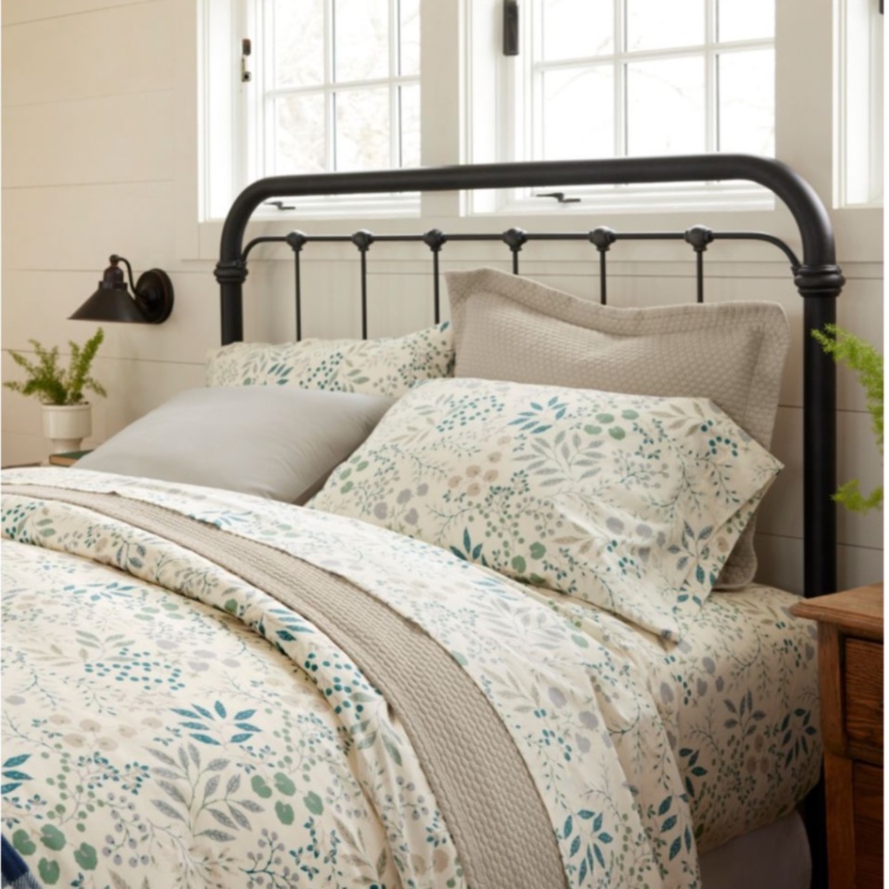 L.L. Bean Floral Duvet Cover Set - Cream and Blue